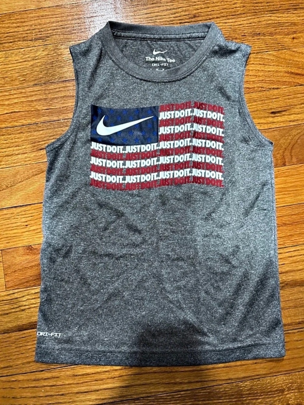 Nike The Nike Tee Dri-FIT Graphic Tank Top Gray Boys Medium Like New